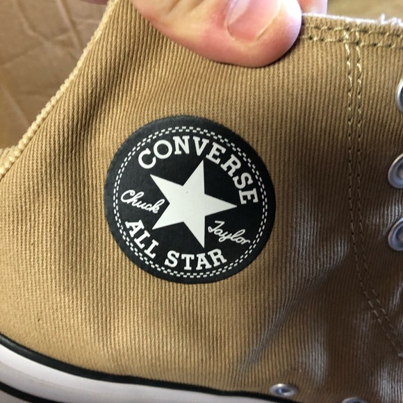 Converse - Picture 4 of 4